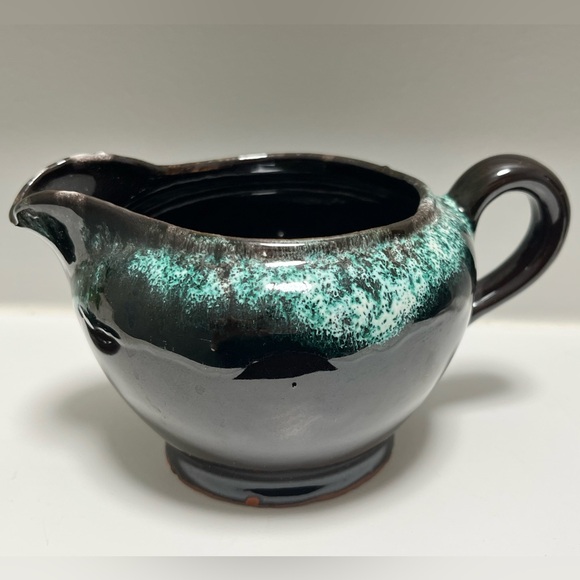 Vintage Royal Canadian Art Pottery Creamer with Lid Blue Drip Glaze Ceramic Art - Picture 3 of 8